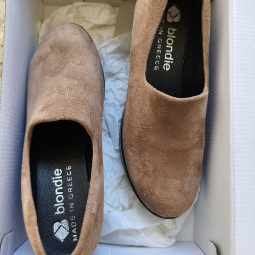 Blondie Women's Anatomical Moccasins Platform Size 38 New Camel Suede
