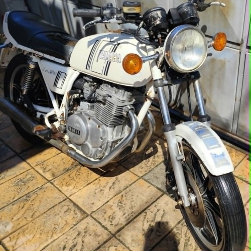 Yamaha XS250 motorcycle used for spare parts 1977-1981