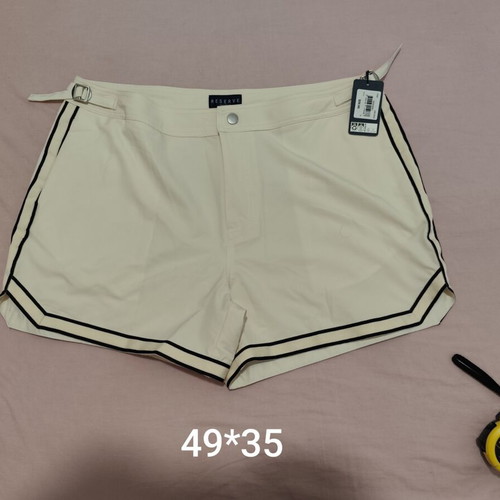 Reserved women's shorts XL new, off-white