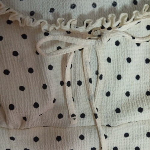 H&M short-sleeve polka dot top, new collection