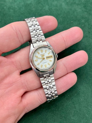 Seiko 5 αυτόματο ρολόι σαν καινούργιο με μικρό καντράν