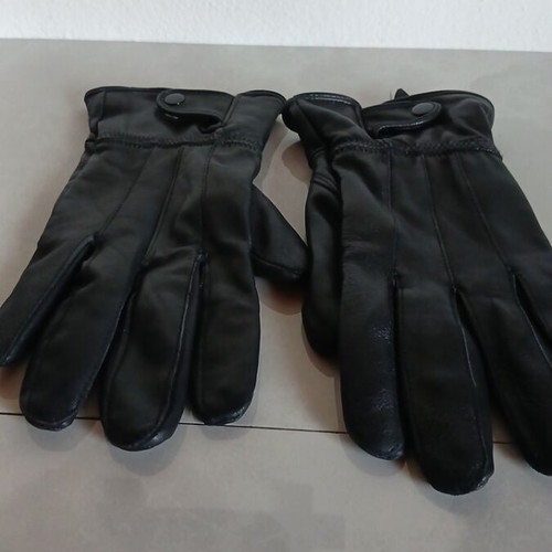Men's gloves used