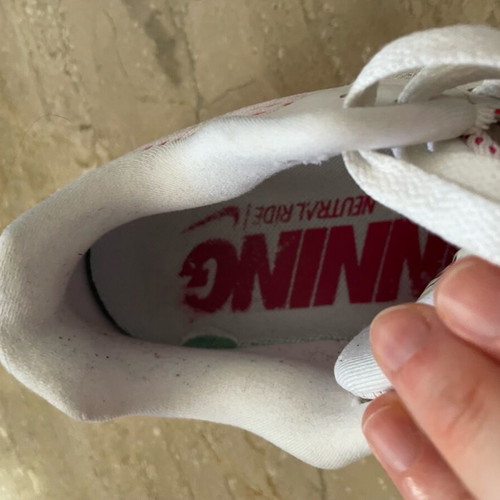 Nike athletic shoes used, size 36, white