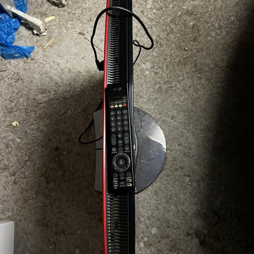 Lg television like new without digea tuner with touch power switch