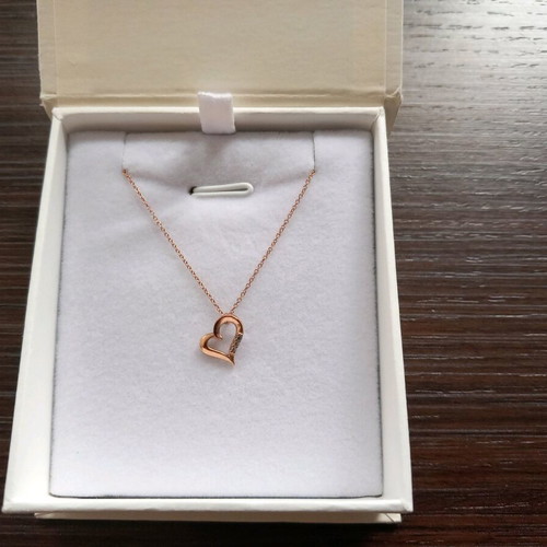 Heart necklace in 9K rose gold with 3 stones, like new