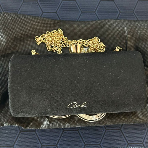 Axel envelope bag like new