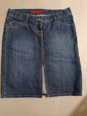 FCUK denim skirt like new, elastic with front slit and pockets