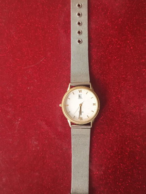 Royal quartz men's watch used with gold-plated case and Japanese mechanism