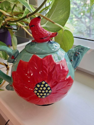 Chinese ceramic teapot with bird lid, new, large
