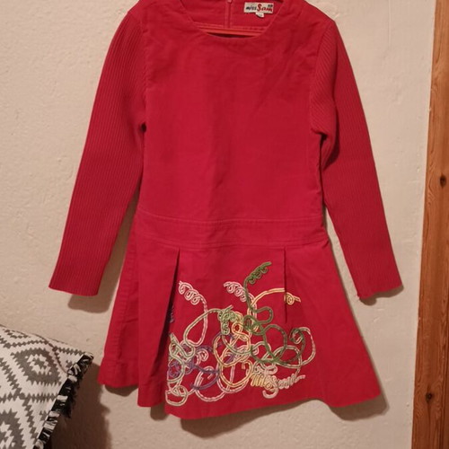 Sam 0 13 dress used for 10-year-old girl red