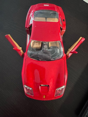 Burago Ferrari Maranello 550 1/24 used