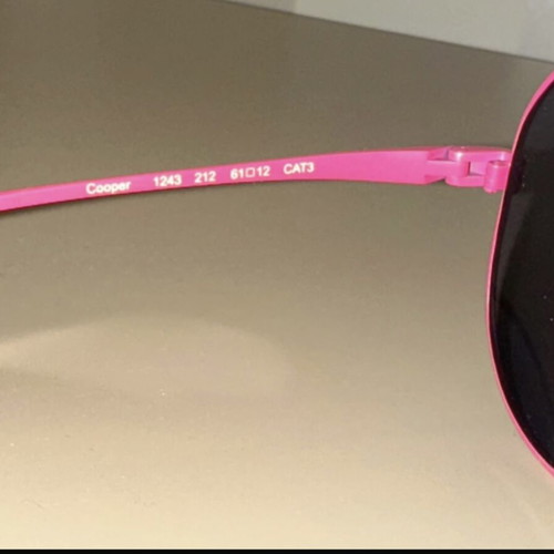 Ted Baker sunglasses new with pink fuchsia mirror lenses