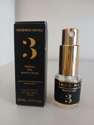 Rosendo Mateu 3 perfume 5ml like new
