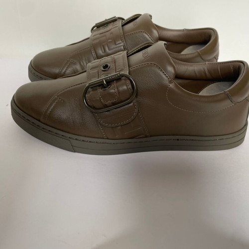 Fendi sneakers like new, size 37, leather, khaki