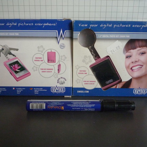 Sweex digital photo key chain pink new