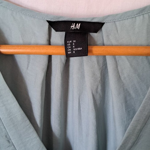 H&M short-sleeve blouse, green turquoise