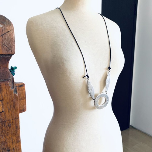 Vintage necklace with leather cord, new, black and silver
