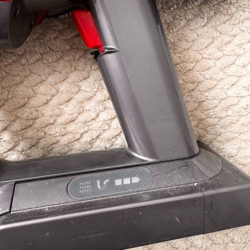 Dyson v10 μεταχειρισμένο για ανταλλακτικά ή επισκευή