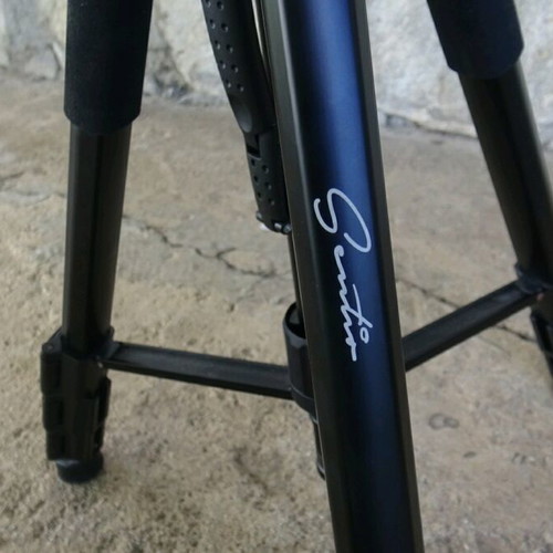 Sentio TR HYBRID 850 tripod and monopod used with case
