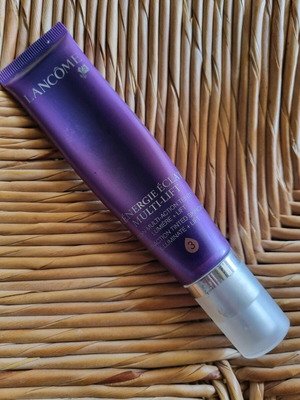 Lancome Renergie Eclat Multi Lift μεταχειρισμένο, απόχρωση T.03 για σκουρόχρωμες επιδερμίδες