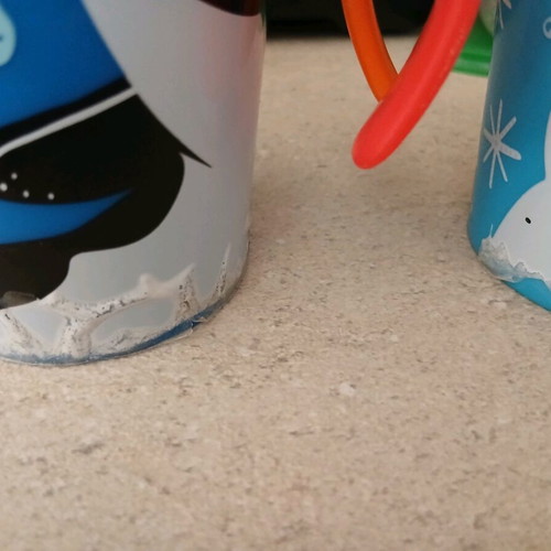 Munchkin cups like new, set of 5 with straws and designs