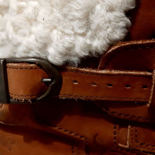 Unisex boots size 40 brown genuine leather with fur like new