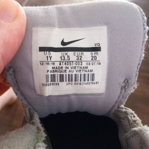 Nike children's running shoes size 32 used, gray, lightweight
