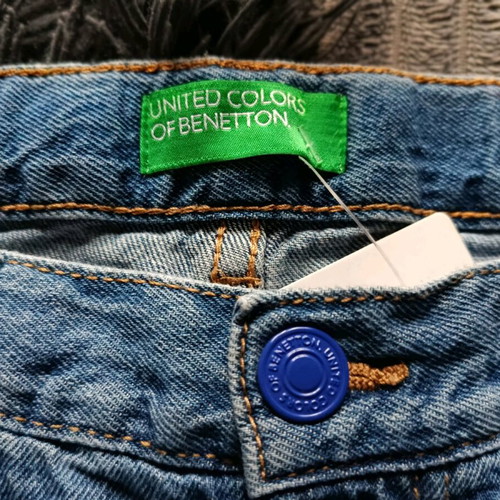 Branded jeans pants like new with nice design