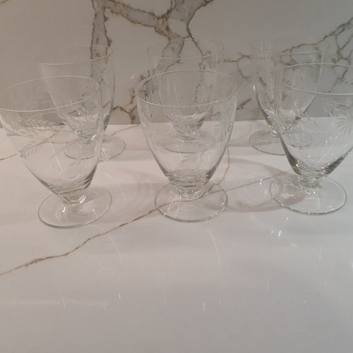 Set of 6 vintage stemmed crystal glasses like new