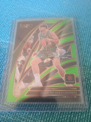 Juancho Hernangomez Panini Euroleague Select Green Courtside card /75