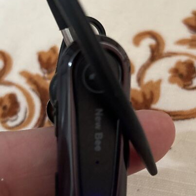 New Bee LC-B45 Bluetooth handsfree headset like new