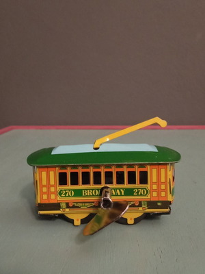 Wind-up metal trolley like new, functional
