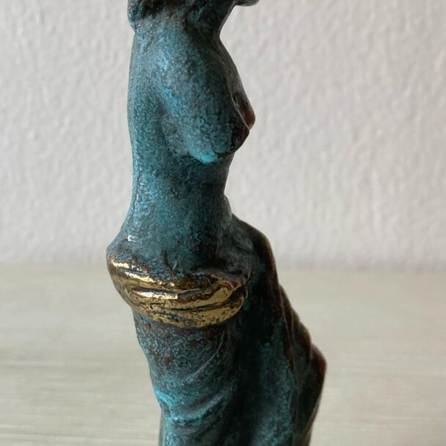 Aphrodite statue bronze replica like new