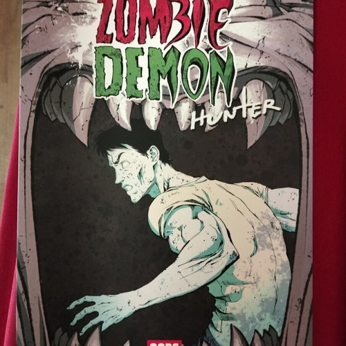 Demon Hunter and Κόπια Mr Universe comic set new, Greek