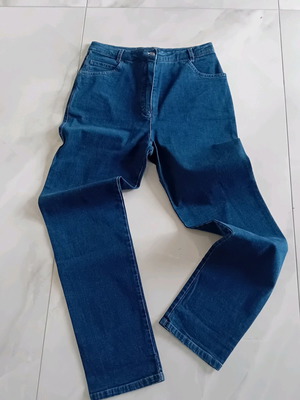 Anna Montana blue denim pants like new, high waist