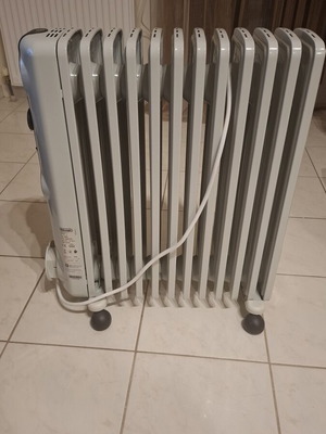 De'Longhi TRRS1225 Oil Radiator 2500W like new