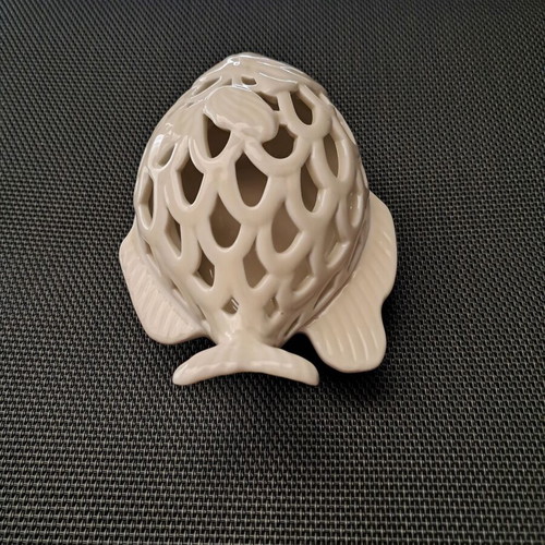 May Fair porcelain fish for scented bath salts new
