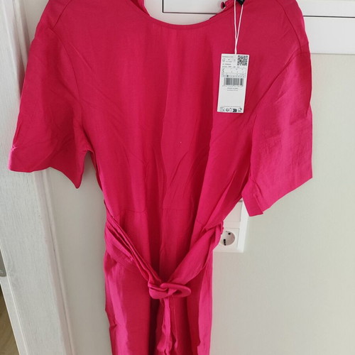 Mango jumpsuit new, pink with back zipper and belt