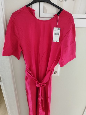 Mango jumpsuit new, pink with back zipper and belt