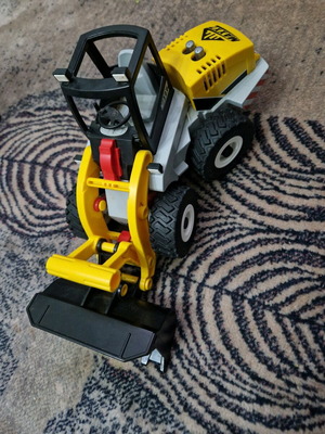 Playmobil City Action товарач 70445 като нов