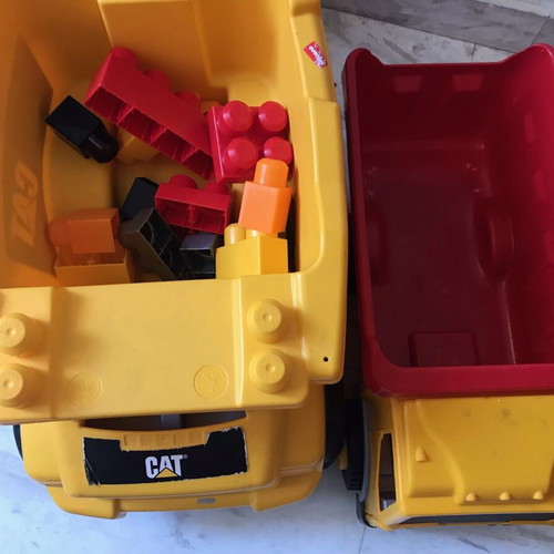 Mega Bloks CAT Large Dump Truck with Trailer and Building Blocks