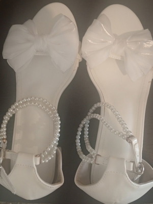 Romantic white sandals size 40 new, ideal for wedding