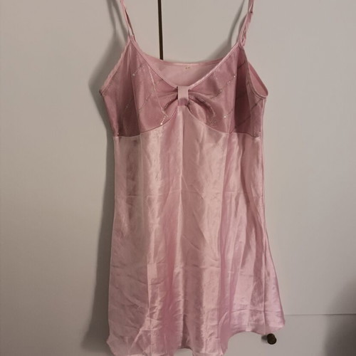 Nightgown set with robe, like new, pink, size M