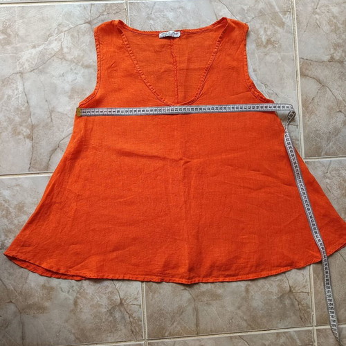 Sleeveless blouse made in Italy new, 100% linen, size L