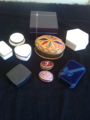 Jewelry boxes set of 10 like new