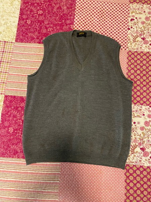 Kazaka size L like new