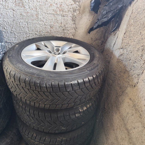Skoda Kodiaq Genuine Rims 17" with Used Goodyear Tires 215/65 R17