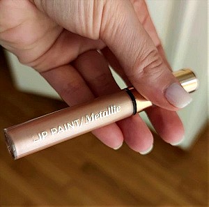 L'Oréal Lip Paint Metallic