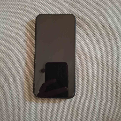iPhone 13 128GB Midnight Blue with screen and camera protector