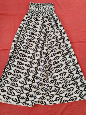 Long strapless dress used, one size with chest elastic